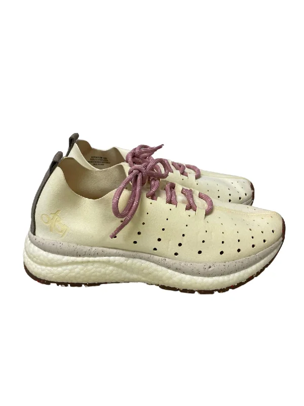 Alstead Shoe In Cream